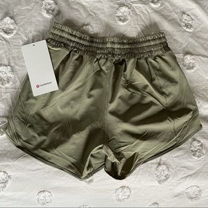 lululemon hotty hot HR short - 4 tall